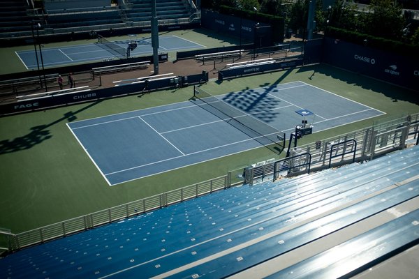 Immersion au cœur de l'académie de l'Olympique Lyonnais : découvrez les talents de demain